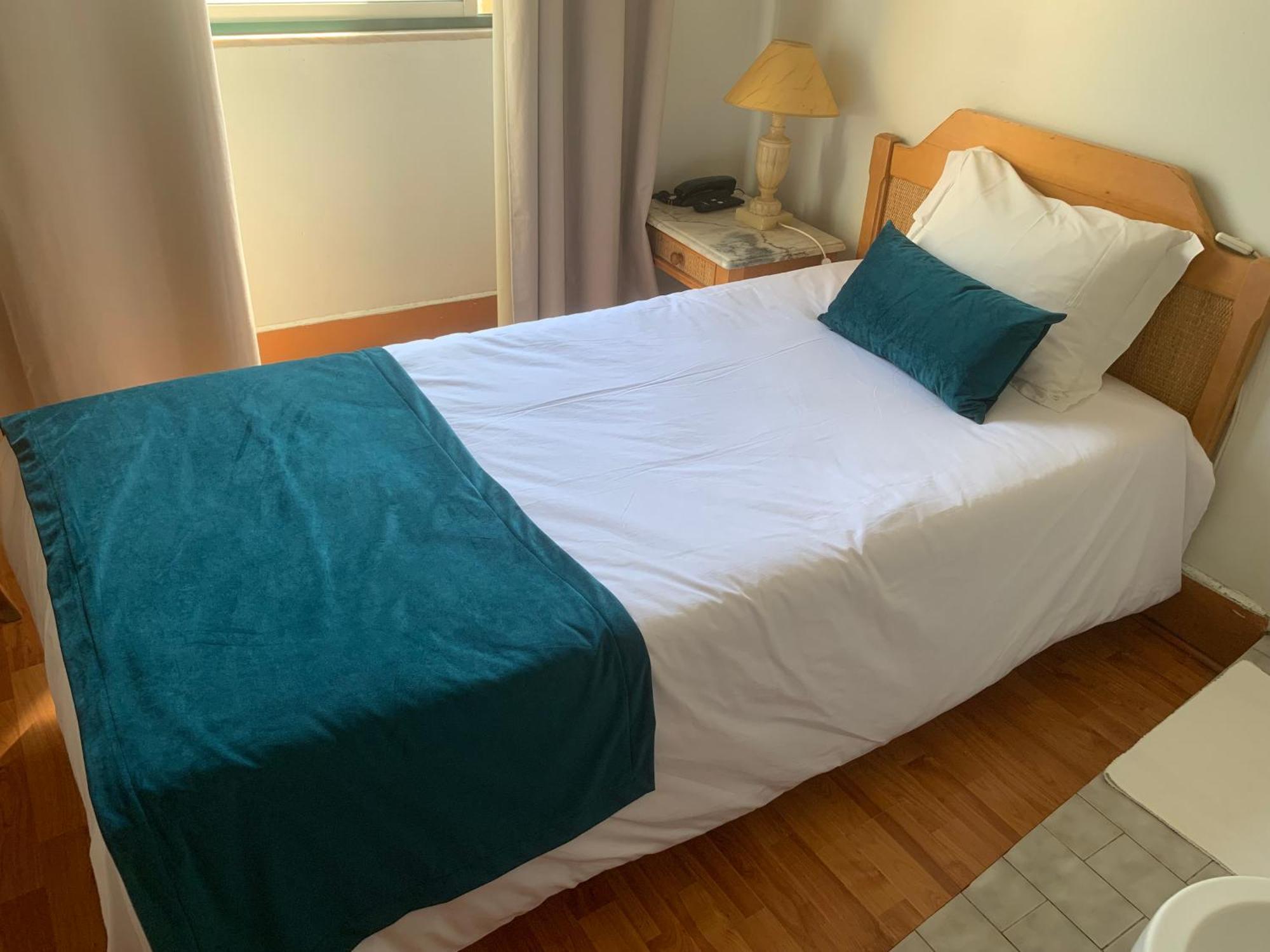 Residencial Roxi Guest house